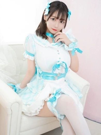 E+アイドルスクール池袋 くるみ【本番・基盤】
